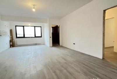 Apartament cu 3 camere decomandat în Energia - 3