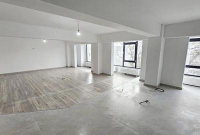 Apartament cu 4 camere decomandat în Central - 7