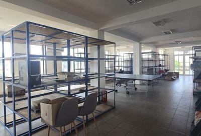 Spațiu comercial, de 750 mp, în Albești - 13