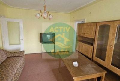 Apartament cu 2 camere, zona Liceului Roman Voda - 3