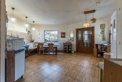 Casa / Vila cu 6 camere de vanzare in Tarlungeni - 7