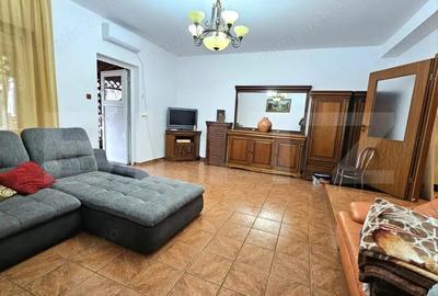 Casă cu Teren 400 Mp în Lunei - 3