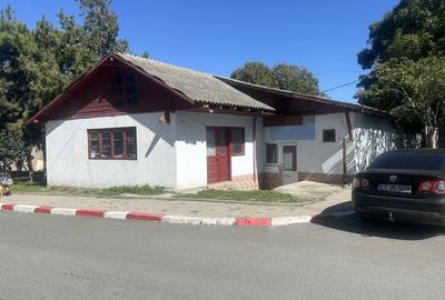 Spațiu comercial, de 188 mp, în Central - 4