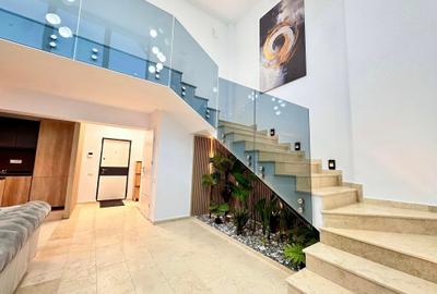 Penthouse cu 3 camere decomandat în Exterior Nord - 2