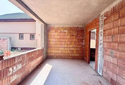 Casa cuplata cu 5 camere, proiect premium | Ronat - 1