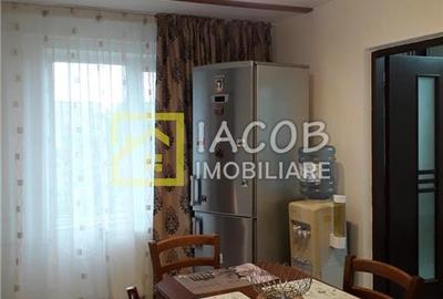 Apartament cu 3 camere semidecomandat în Milcov - 2