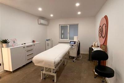 Spațiu comercial, de 83 mp, în Palat - 7