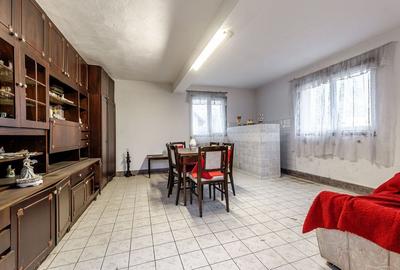 Clădire potrivită pentru proiecte educaționale sau de îngrijire - 8