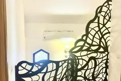 Casă cu 8 camere cu Canalizare în Plevnei - 3