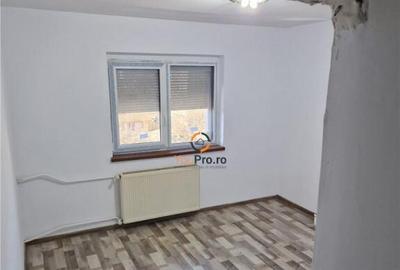 Apartament 2 camere decomandat etaj 3 zona Plavat 2 Giroculu - 3
