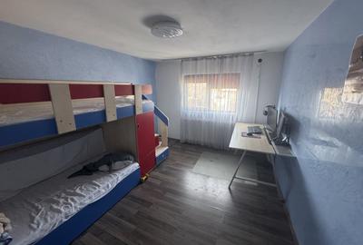 Casă cu 5 camere cu Teren 1192 Mp în Giulești - 9