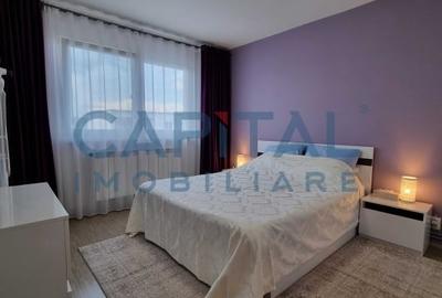Apartament cu 4 camere decomandat în Câmpului