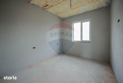 Casă cu 3 camere cu Teren 455 Mp în Sânmartin - 3