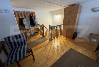 Spațiu comercial, de 57 mp, în Central - 8