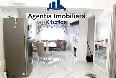 Apartament cu 3 camere de vanzare - Zona Micro 16 - 8