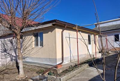 Casă individuală cu 6 camere cu Teren 808 Mp în Lețcani - 2