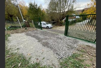 Vânzare teren Provita de Jos: 2301 mp, centru - 2