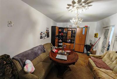 Apartament cu 2 camere decomandat în Alexandru cel Bun - 3