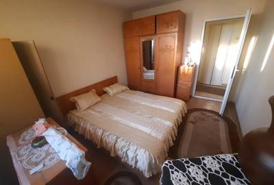 Apartament cu 2 camere semidecomandat, mobilat în Tătărași