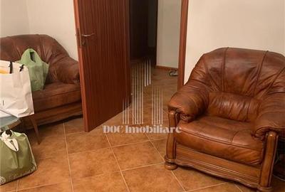 Vanzare 3 camere | Camera de comert-Unirii | 10 minute metrou | Comision 0% - 23