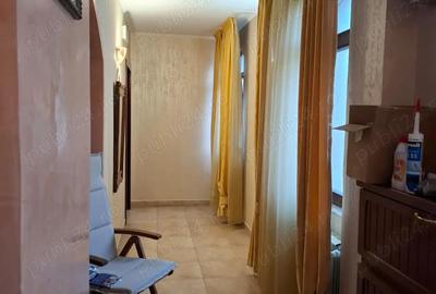 Casă cu 4 camere în Lipovei