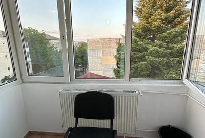 Garsonieră decomandată, mobilată în Complex Studențesc