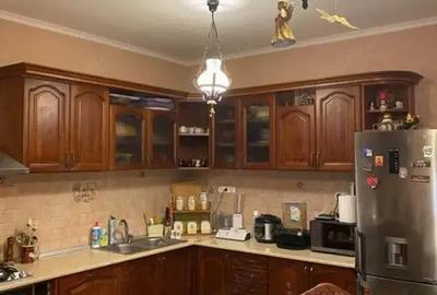 Ag EUROPA vinde casa individuala 6 cam. si teren 5 ari in Titulescu. Ag EUROPA vinde casa individuala 6 cam. si teren 5 ari in Titulescu. - 5