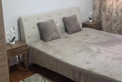 Apartament cu 2 camere decomandat în Micro 6