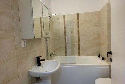 Apartament cu 2 camere semidecomandat în Păcii