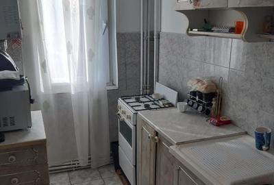 Apartament cu 4 camere semidecomandat în Micro 39 - 8