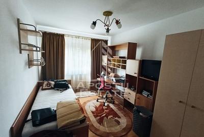 Apartament cu 4 camere, zona Circumvalatiunii, Centrala Proprie - 6