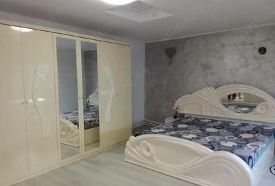 Casă cu Teren 1075 Mp în Central