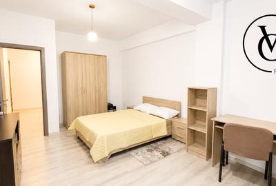 Apartament cu 2 camere decomandat, mobilat în Universitate