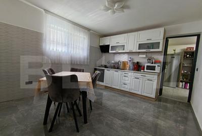 Casa cu 4 camere mobilata ?i utilata in suprafa?a de 237 - 6