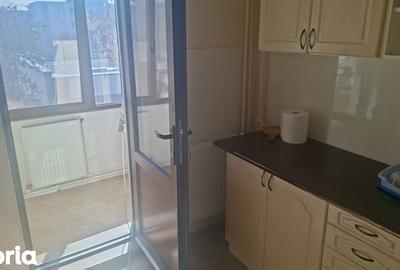Apartament cu 2 camere decomandat în Călărași - 2