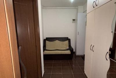 Garsonieră decomandată în Central - 6