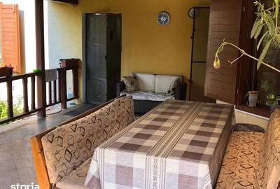 Casă cu 5 camere cu Teren 2200 Mp în Gârleni - 3