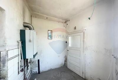 Casă cu 3 camere cu Teren 140 Mp în Central - 8