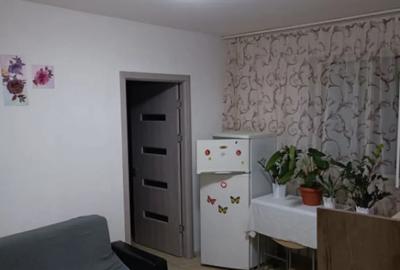 Apartament cu 2 camere semidecomandat în Tomis Nord