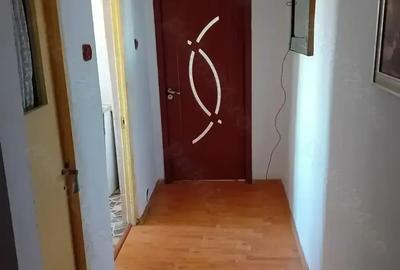 Vand apartament cu doua camere - 1