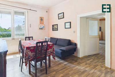 Casă individuală cu 4 camere cu Canalizare în Buziașului