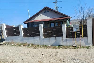 Casă cu 3 camere cu Teren 385 Mp în Central - 5