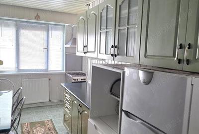 Apartament cu 3 camere decomandat, mobilat în Central - 4