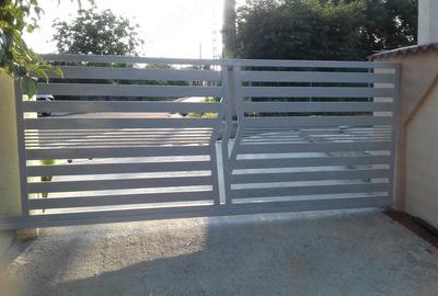 Casă cu 6 camere cu Teren 700 Mp în Albota - 3