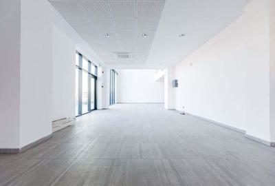 Spațiu comercial, de 84.4 mp, în Complex Studențesc - 5