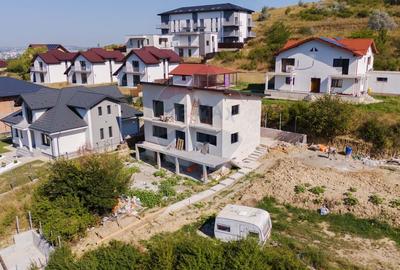 VIla la Cheie de vanzare, 5 camere,  in Iasi zona Manastirea Bucium - 10