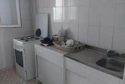Apartament cu 3 camere decomandat în Rahova - 3