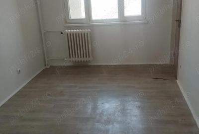 Apartament cu 3 camere semidecomandat în Alexandriei - 2