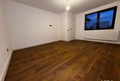 Casă cu 5 camere în Central - 4