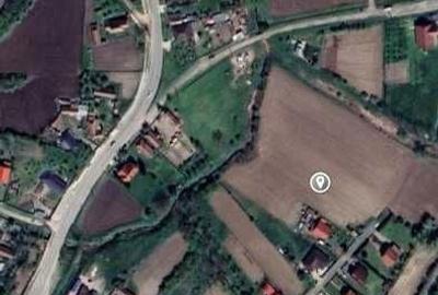 Teren de 2100 mp, în Cerghid - 1